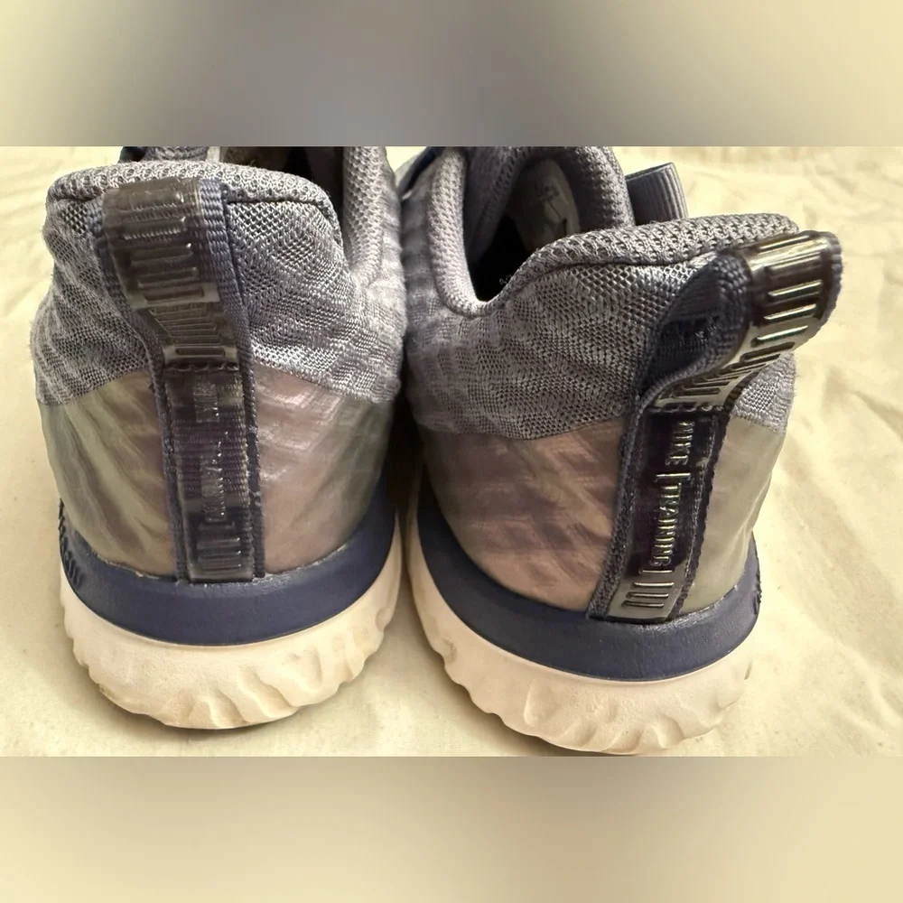 Nike good used